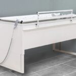 hoog laag bad met verschoonstretcher